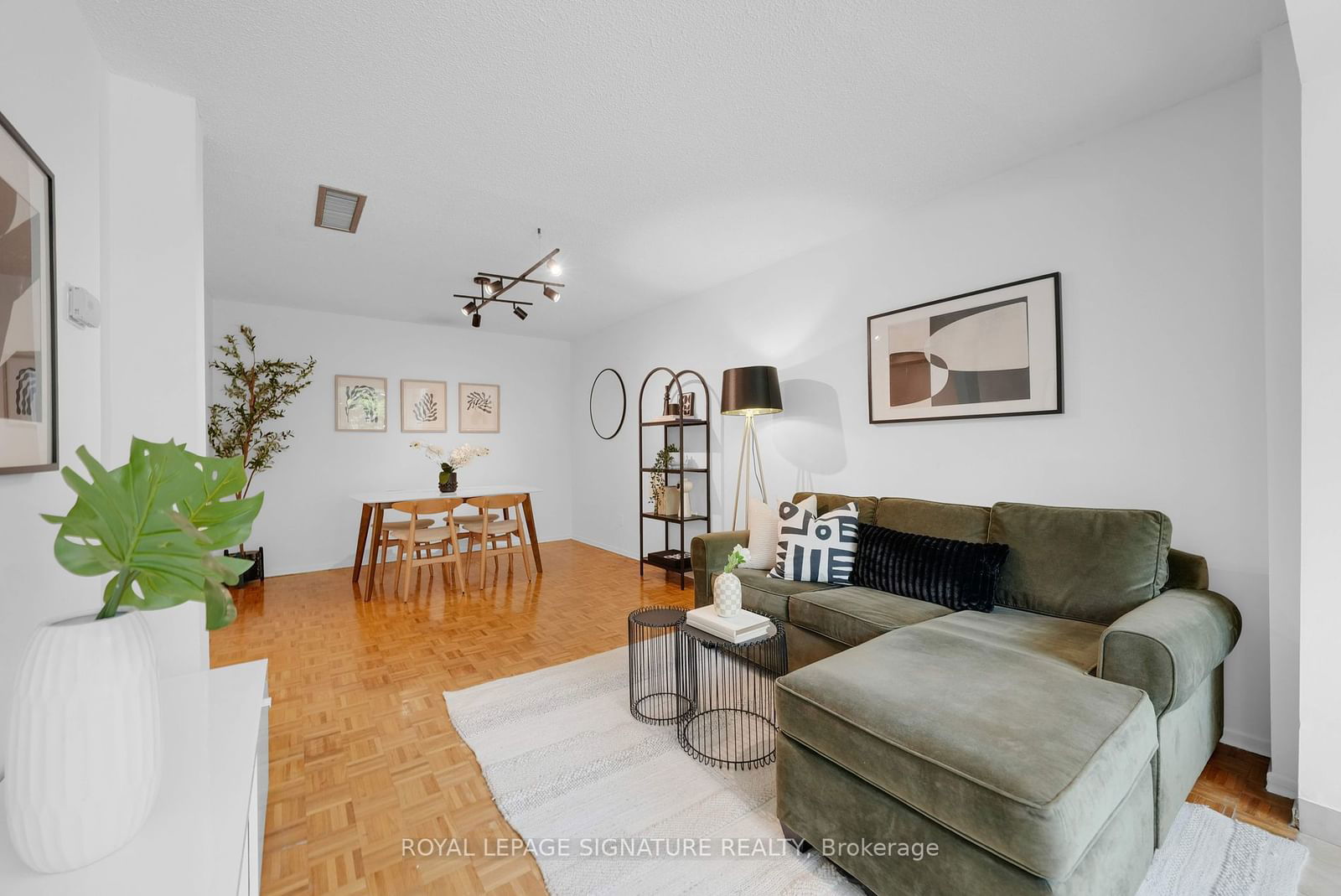 5795 Yonge St, unit 114 for sale - image #3