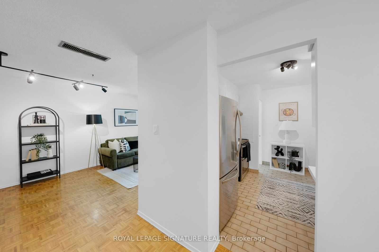 5795 Yonge St, unit 114 for sale - image #7