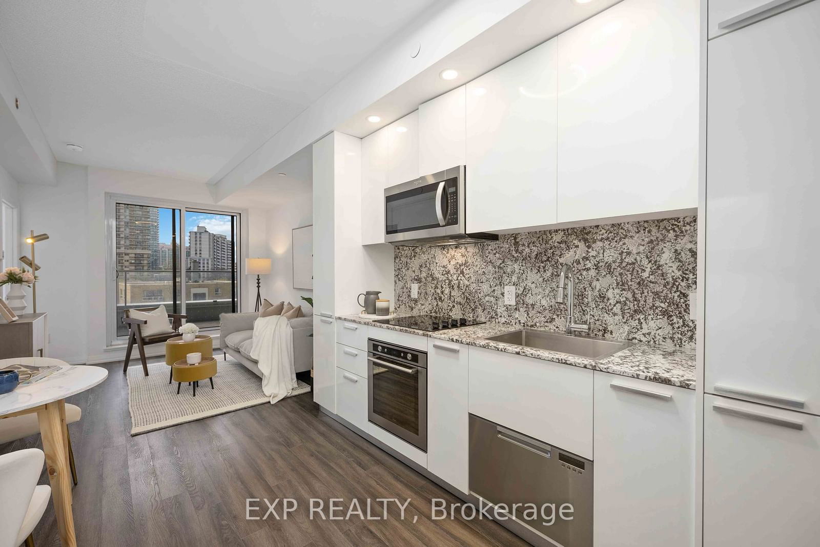 75 Canterbury Pl, unit 303 for rent - image #12