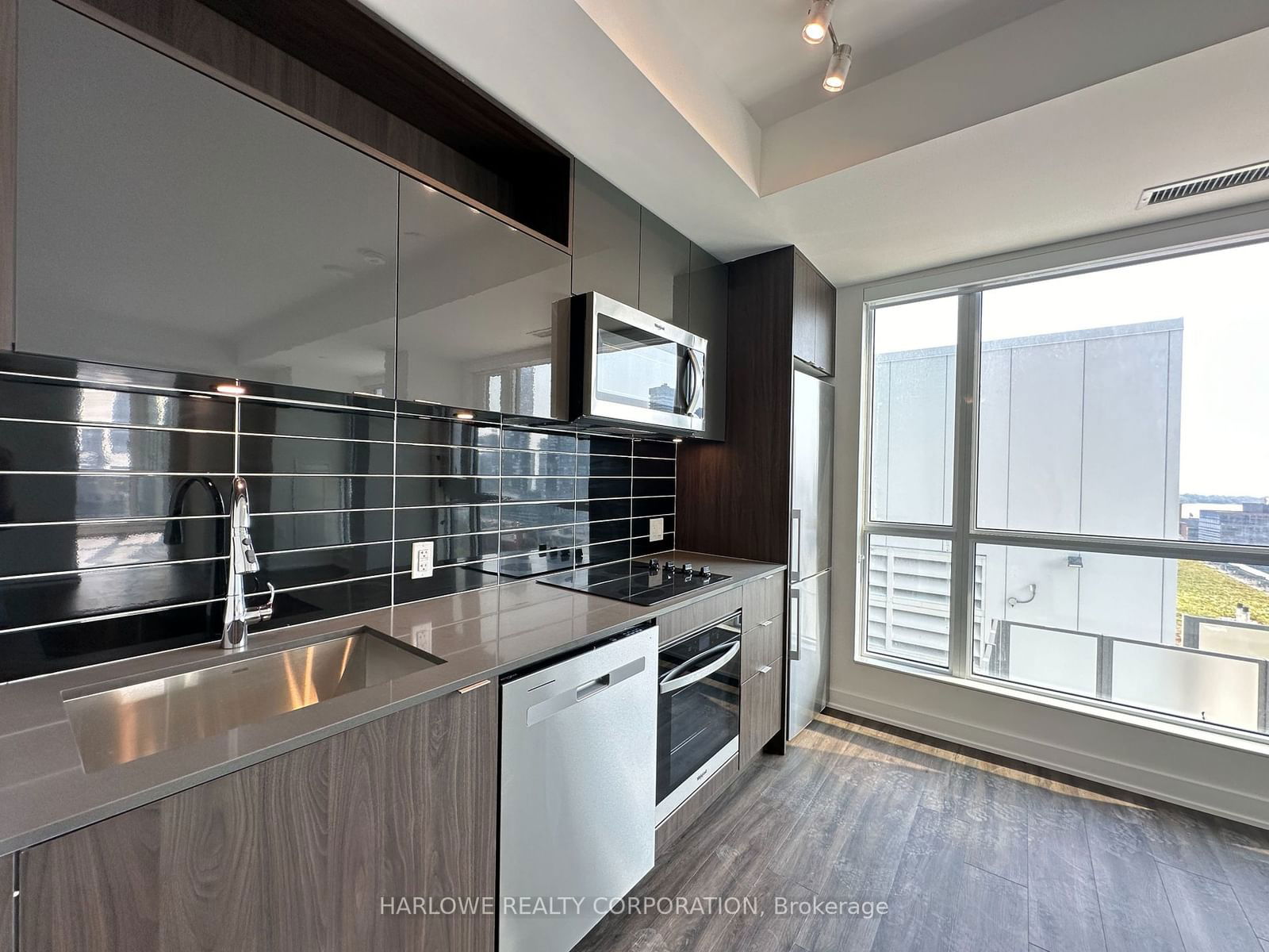 135 Lower Sherbourne St, unit 2127 W for rent