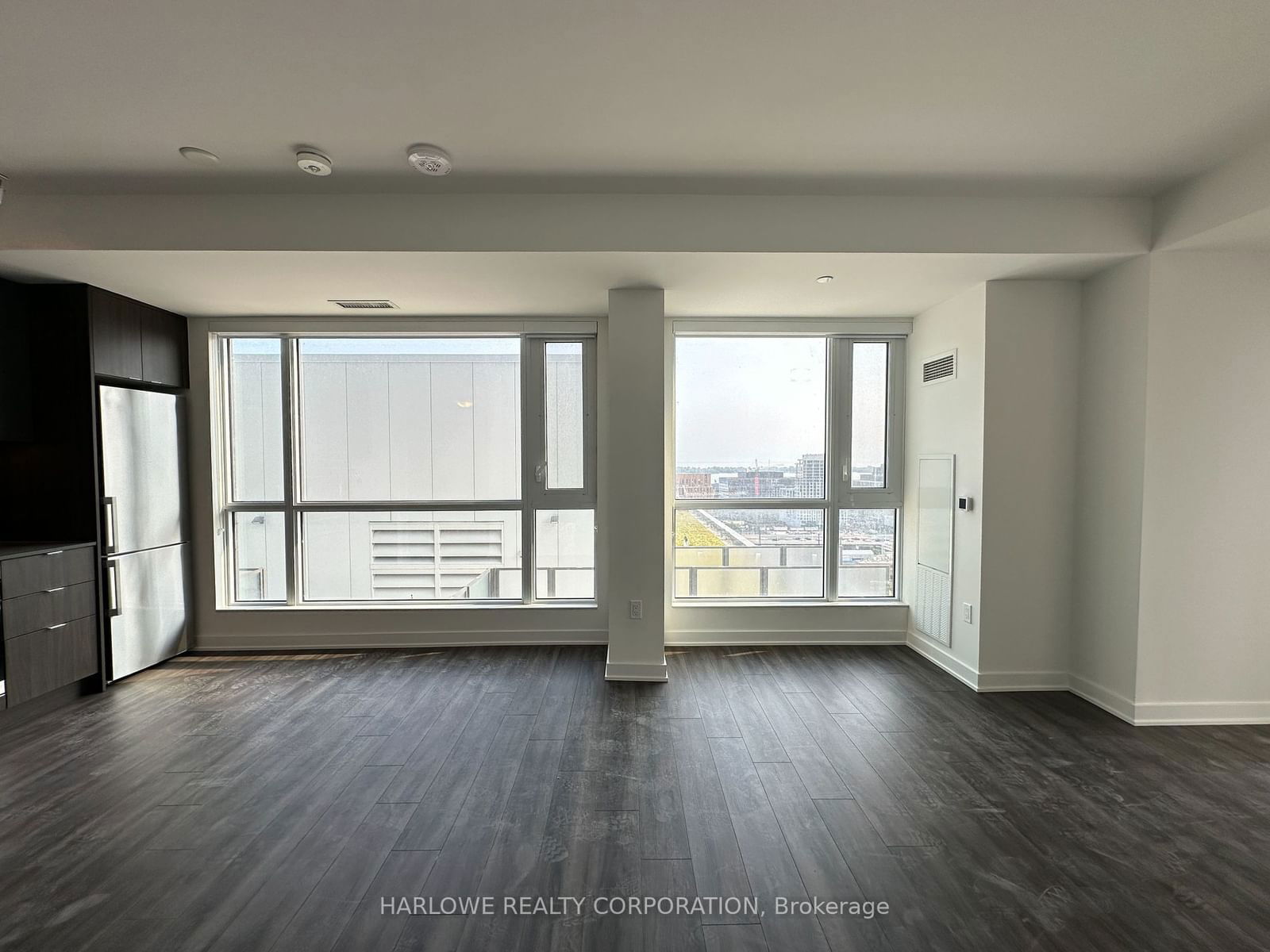 135 Lower Sherbourne St, unit 2127 W for rent - image #4