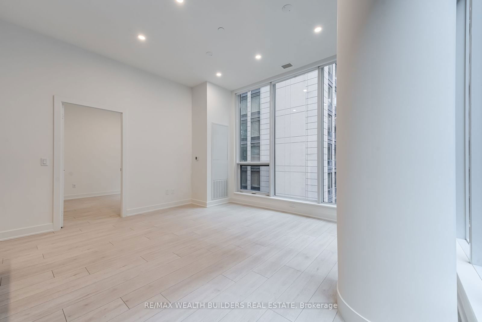 15 Mercer St, unit 822 for rent - image #9