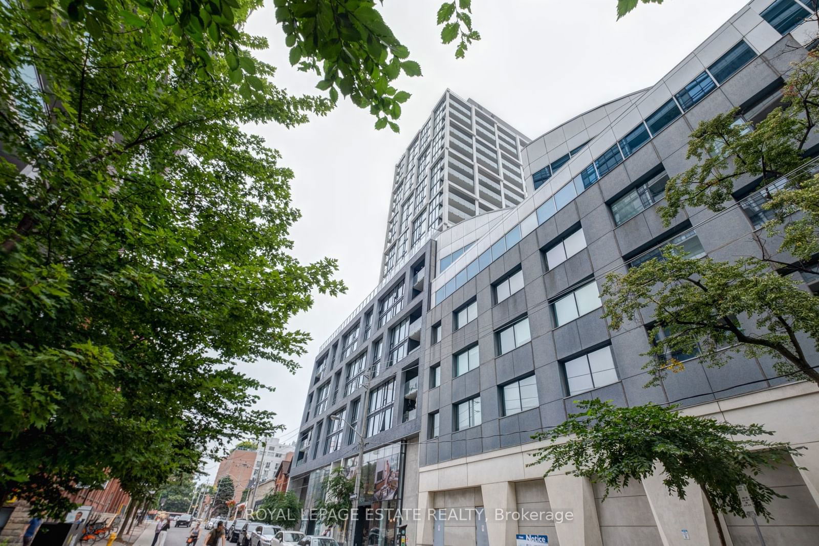 55 Ontario St, unit 1610 for sale - image #2