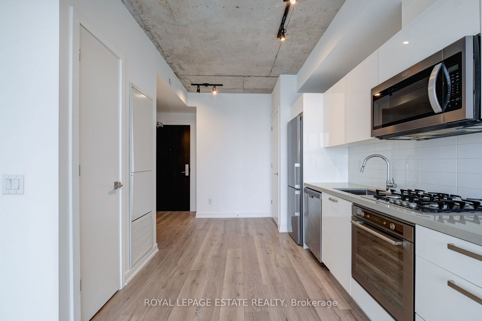 55 Ontario St, unit 1610 for sale - image #4