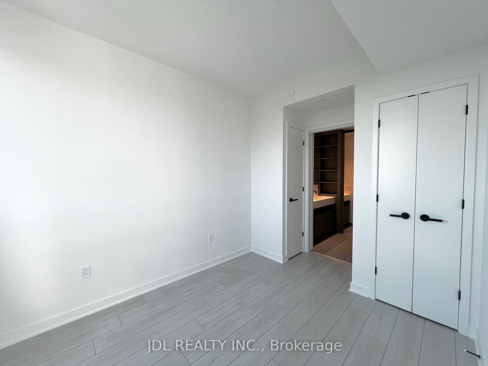 55 Charles St E, unit 4201 for rent - image #13