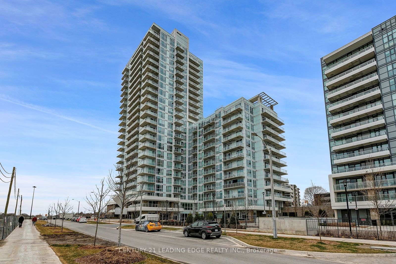 10 Deerlick Crt, unit 1502 for sale - image #1