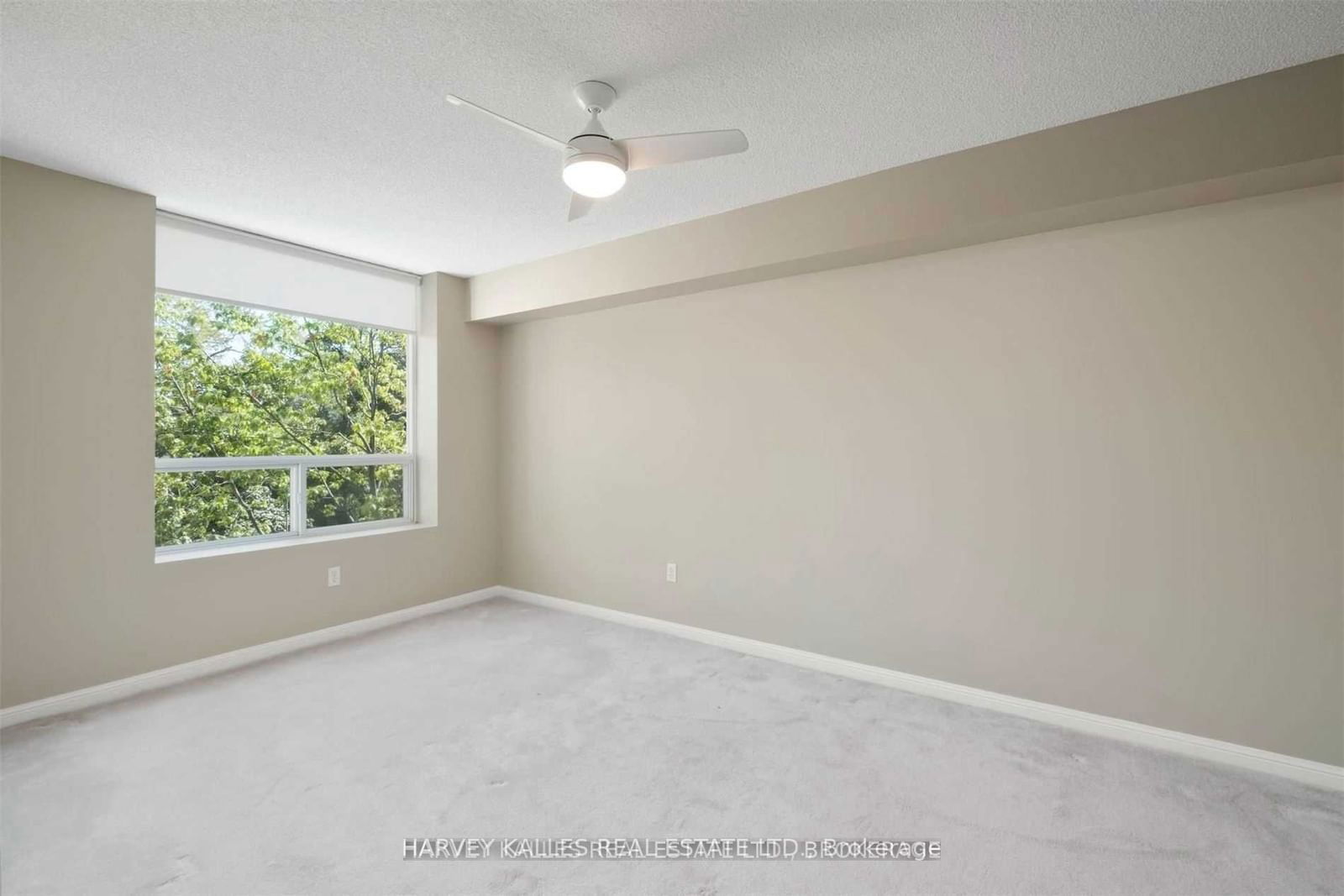 18 Wanless Ave, unit 302 for rent - image #10