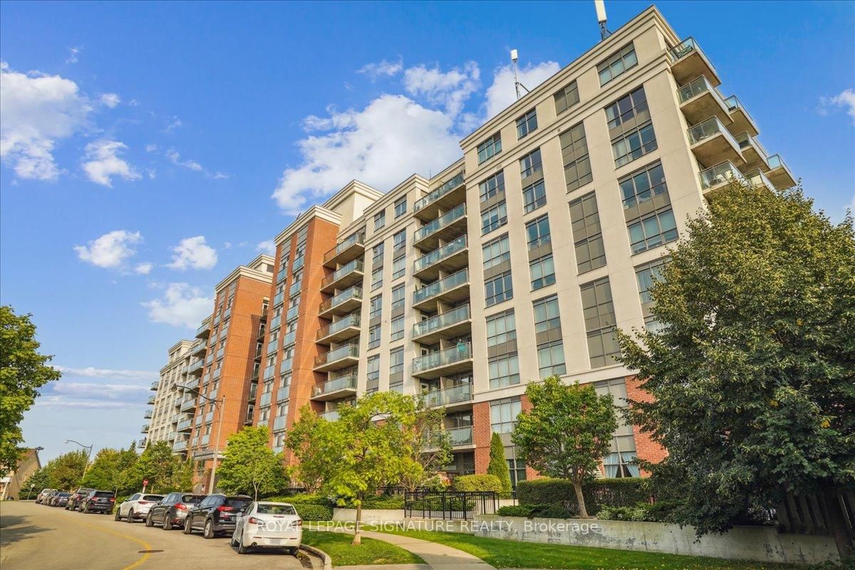 120 Dallimore Circ, unit 218 for sale - image #2