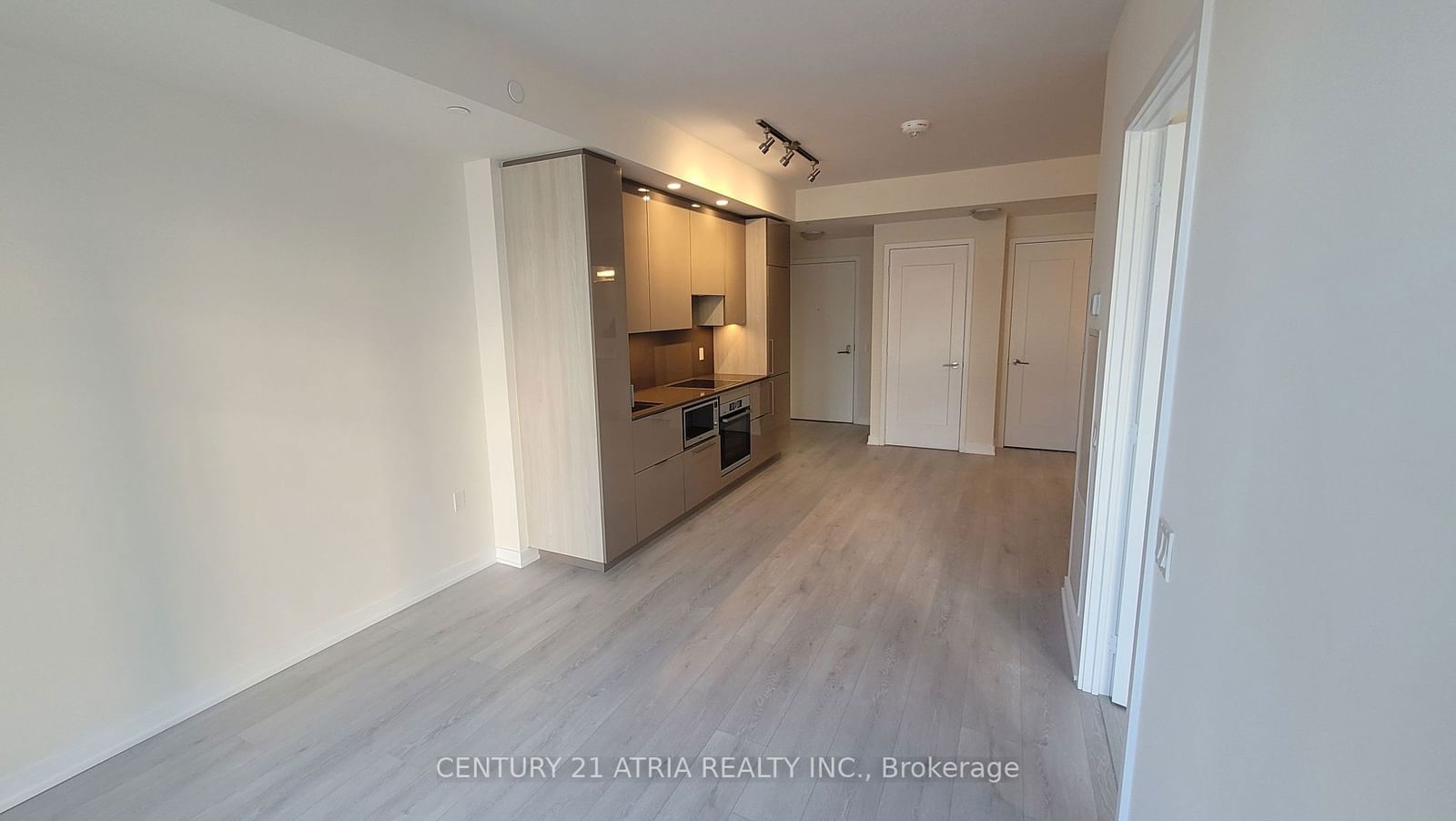 28 Freeland St, unit 806 for rent - image #3