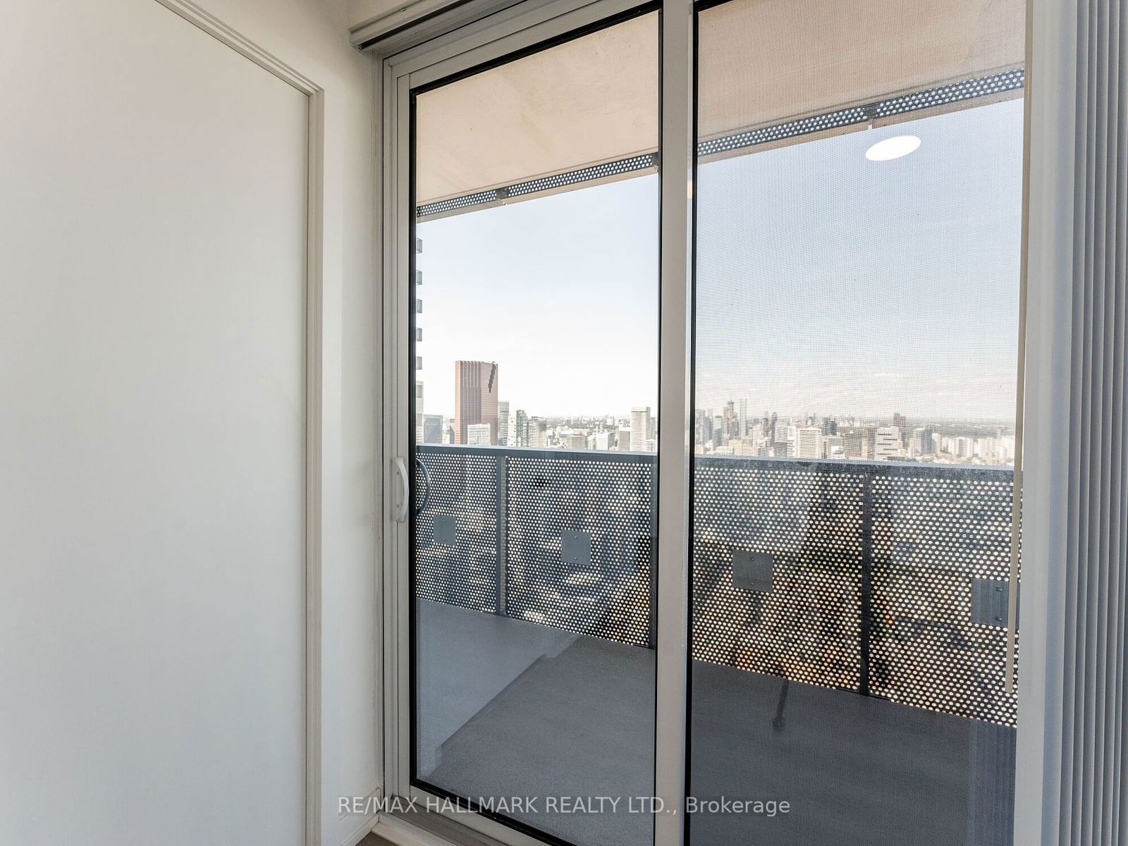 138 Downes St, unit 7203 for rent - image #17