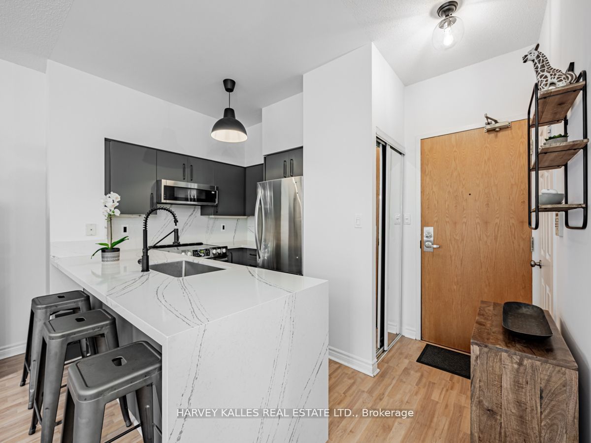 225 Merton St, unit 107 for sale - image #8