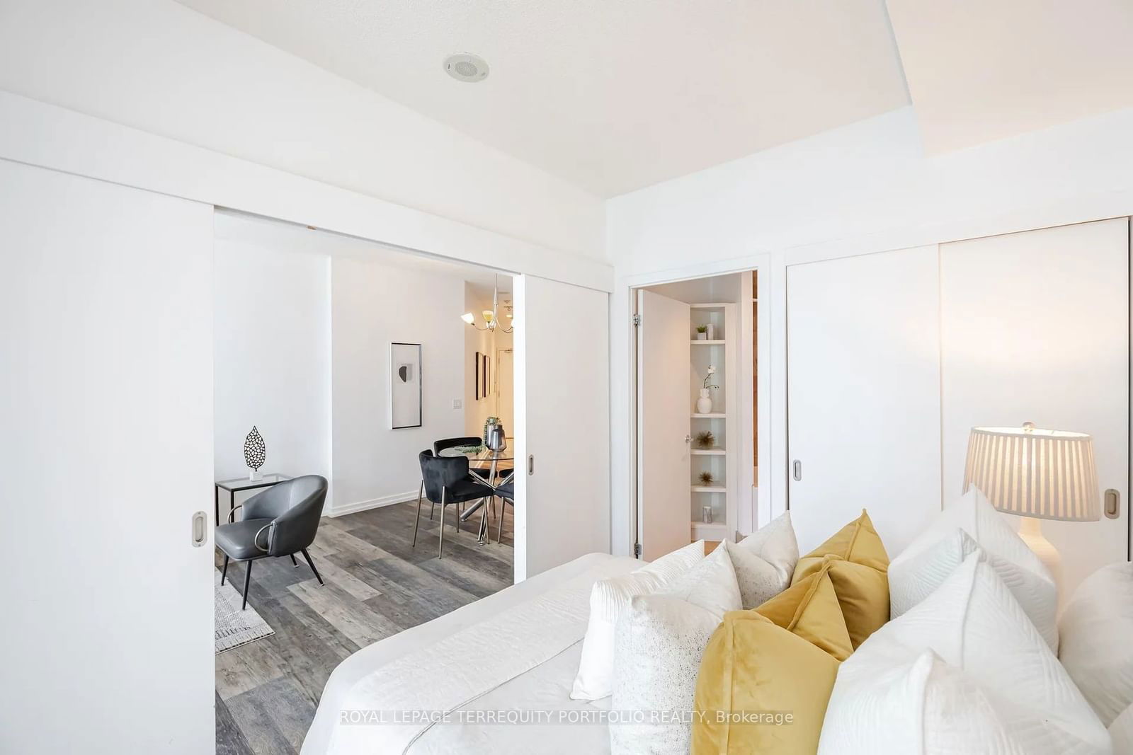 208 Queens Quay W, unit 2503 for sale - image #21