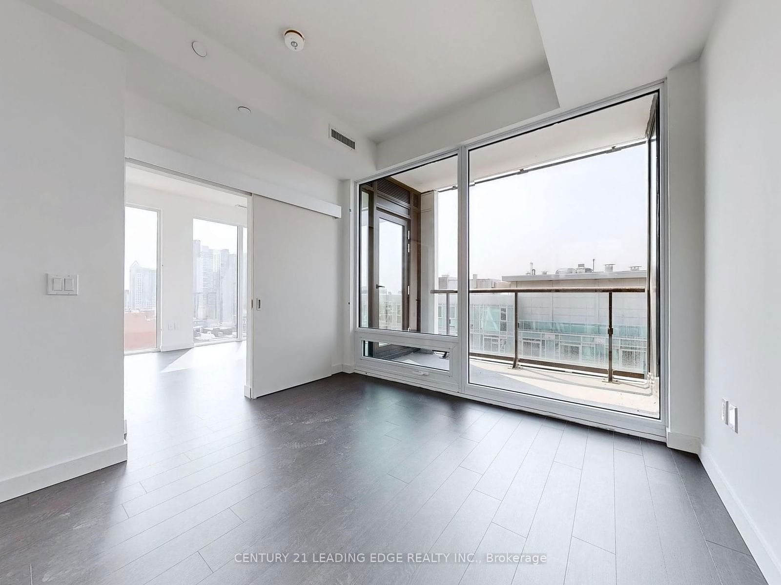 121 St Patrick St, unit 1522 for rent - image #10