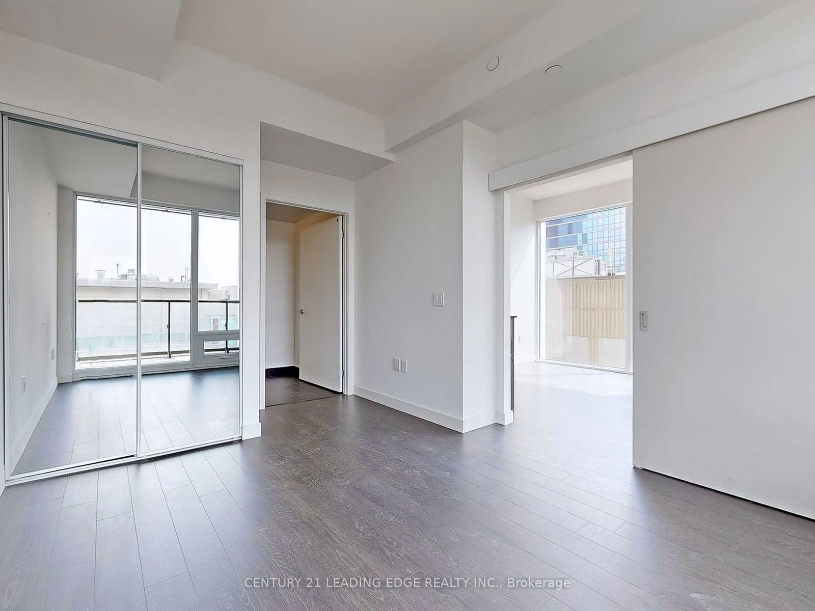 121 St Patrick St, unit 1522 for rent - image #11