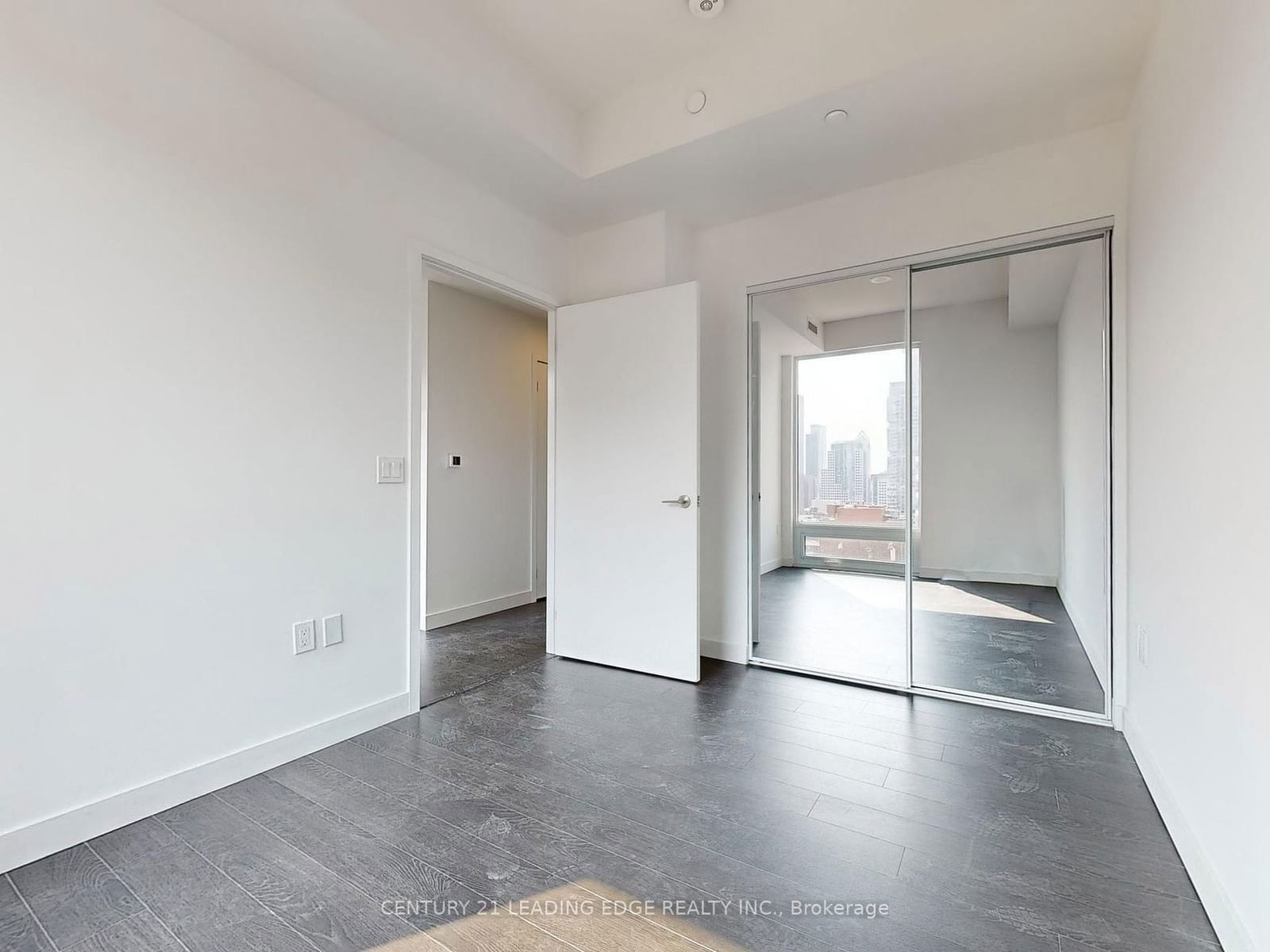 121 St Patrick St, unit 1522 for rent - image #16