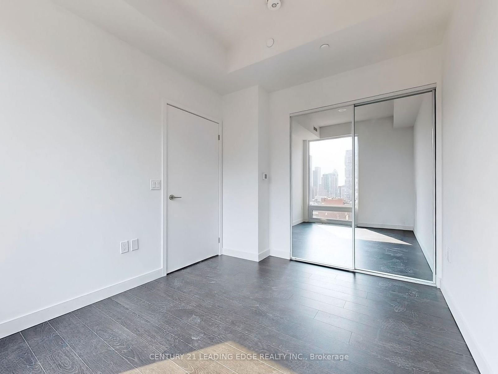 121 St Patrick St, unit 1522 for rent - image #17