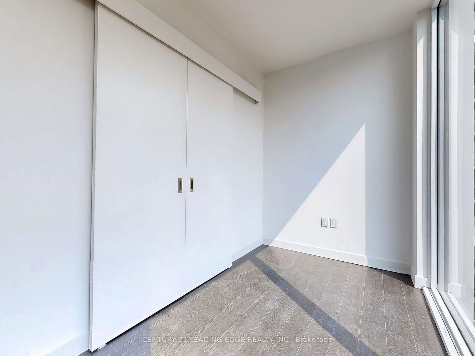 121 St Patrick St, unit 1522 for rent - image #21