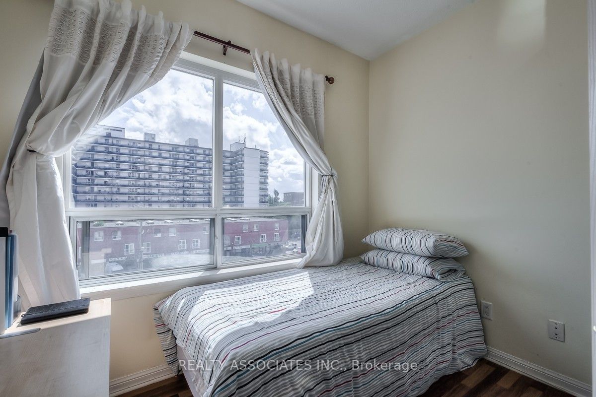 5940 Yonge St, unit PH1 for rent - image #8