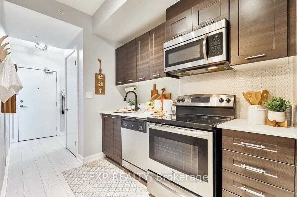 20 Bruyeres Mews, unit 313 for rent - image #8