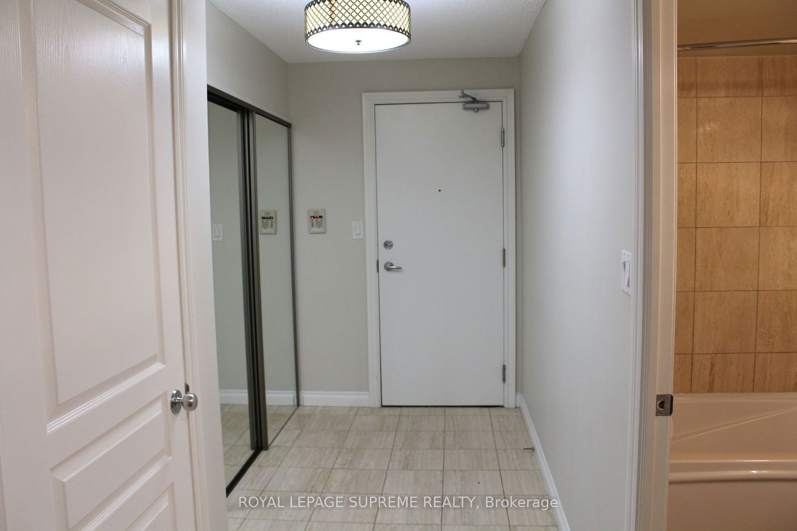 801 Bay St, unit 210 for rent