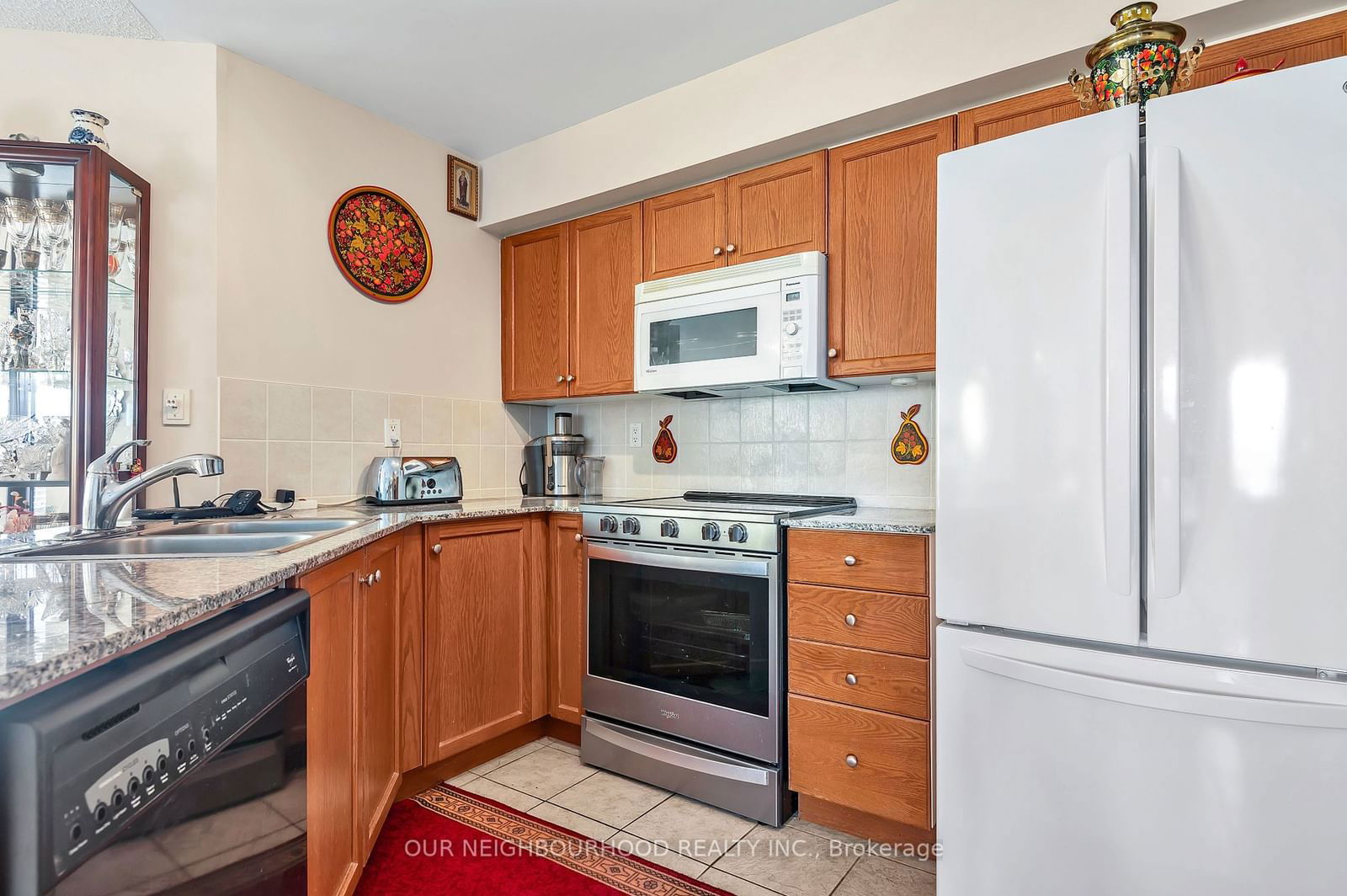 1720 Eglinton Ave E, unit 813 for sale