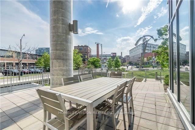 150 East Liberty St, unit 2417 for rent - image #27