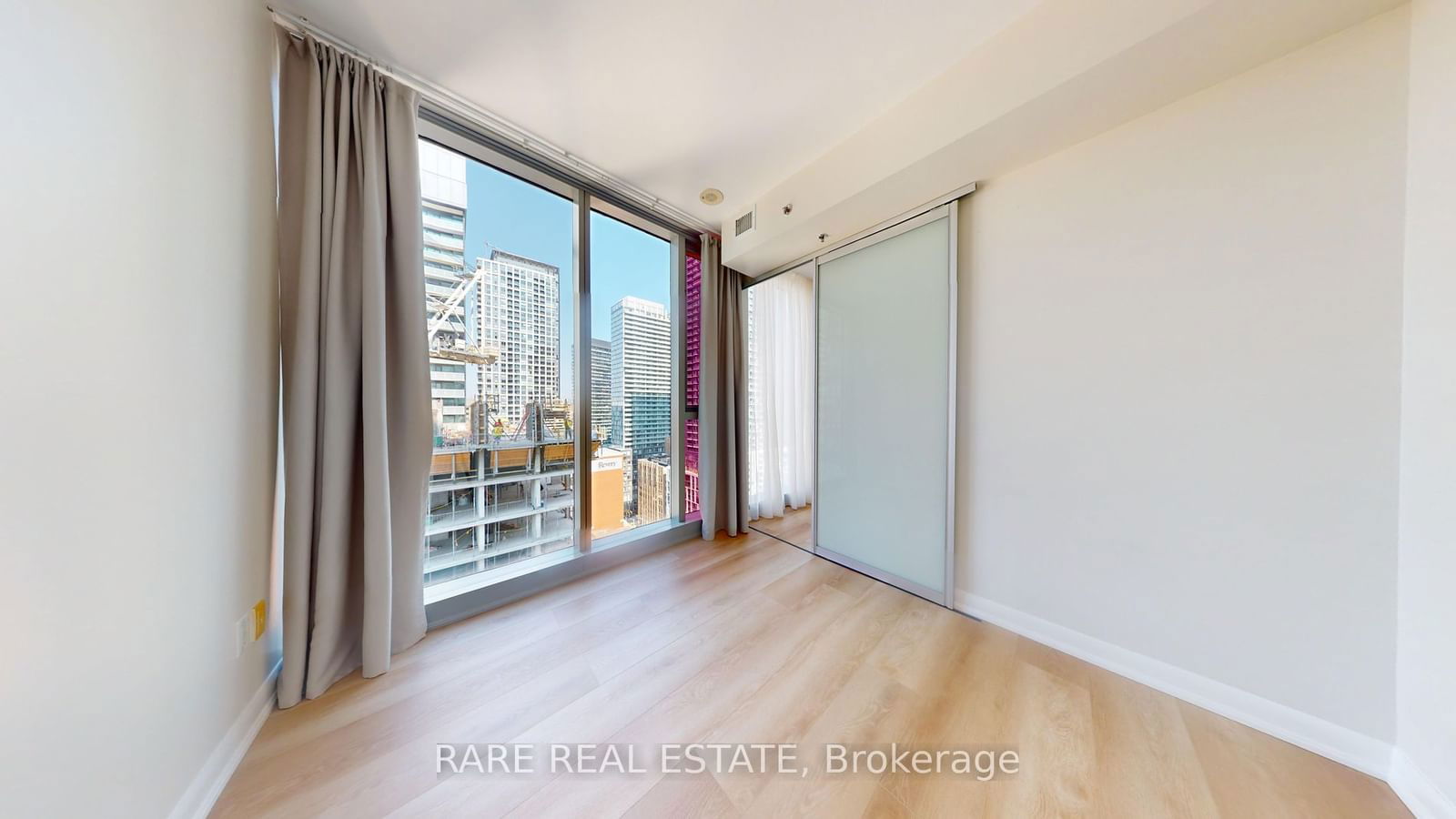 375 King St W, unit 2207 for sale - image #10