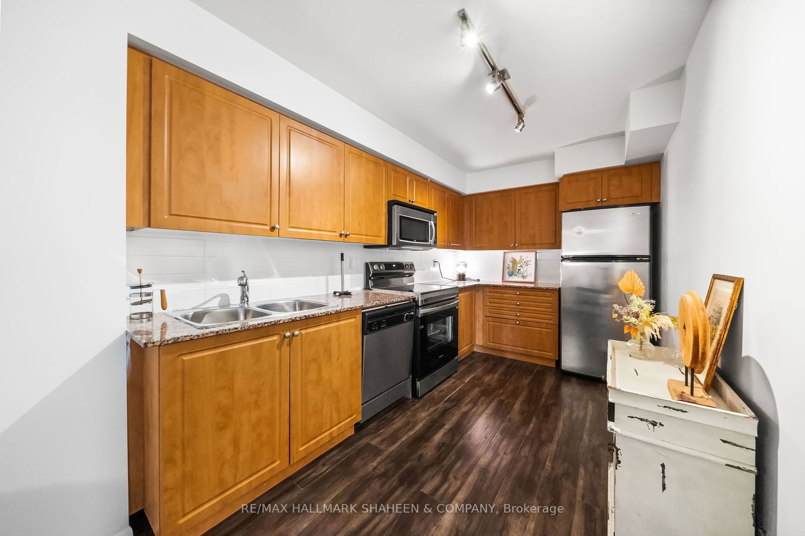 215 Fort York Blvd, unit 419 for sale