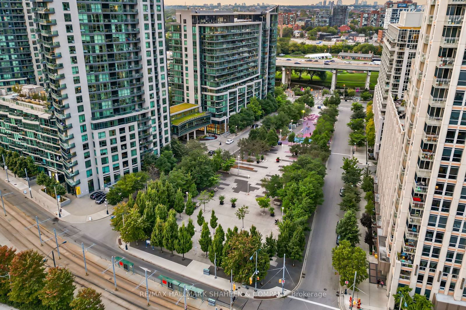 215 Fort York Blvd, unit 419 for sale - image #3