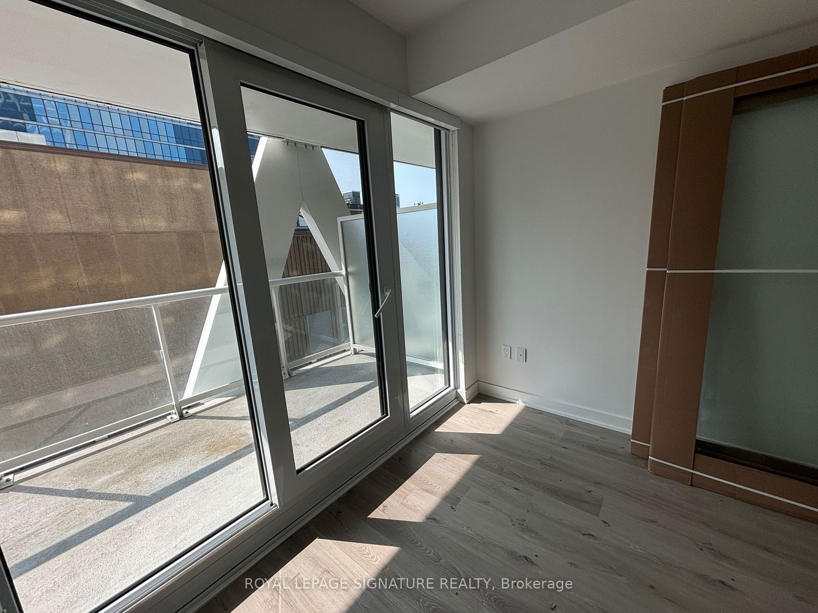 234 Simcoe St, unit 1532 for rent - image #7