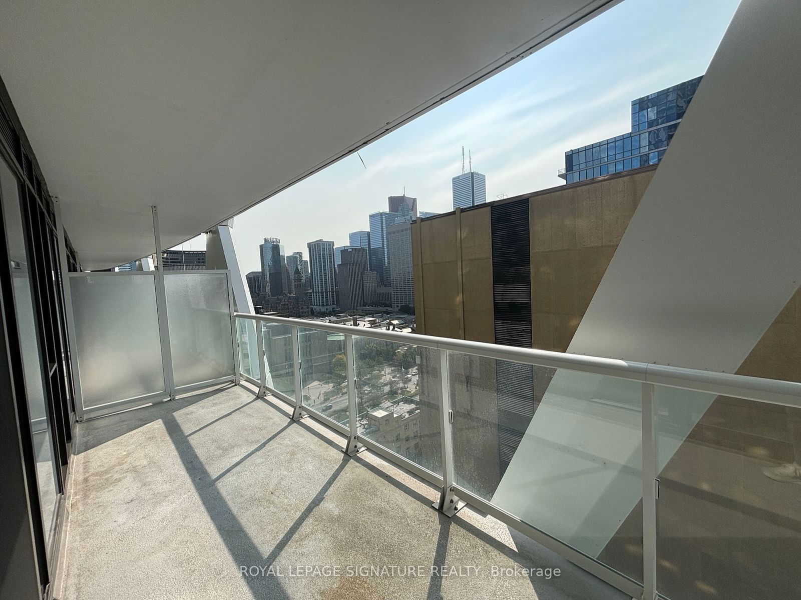 234 Simcoe St, unit 1532 for rent - image #8