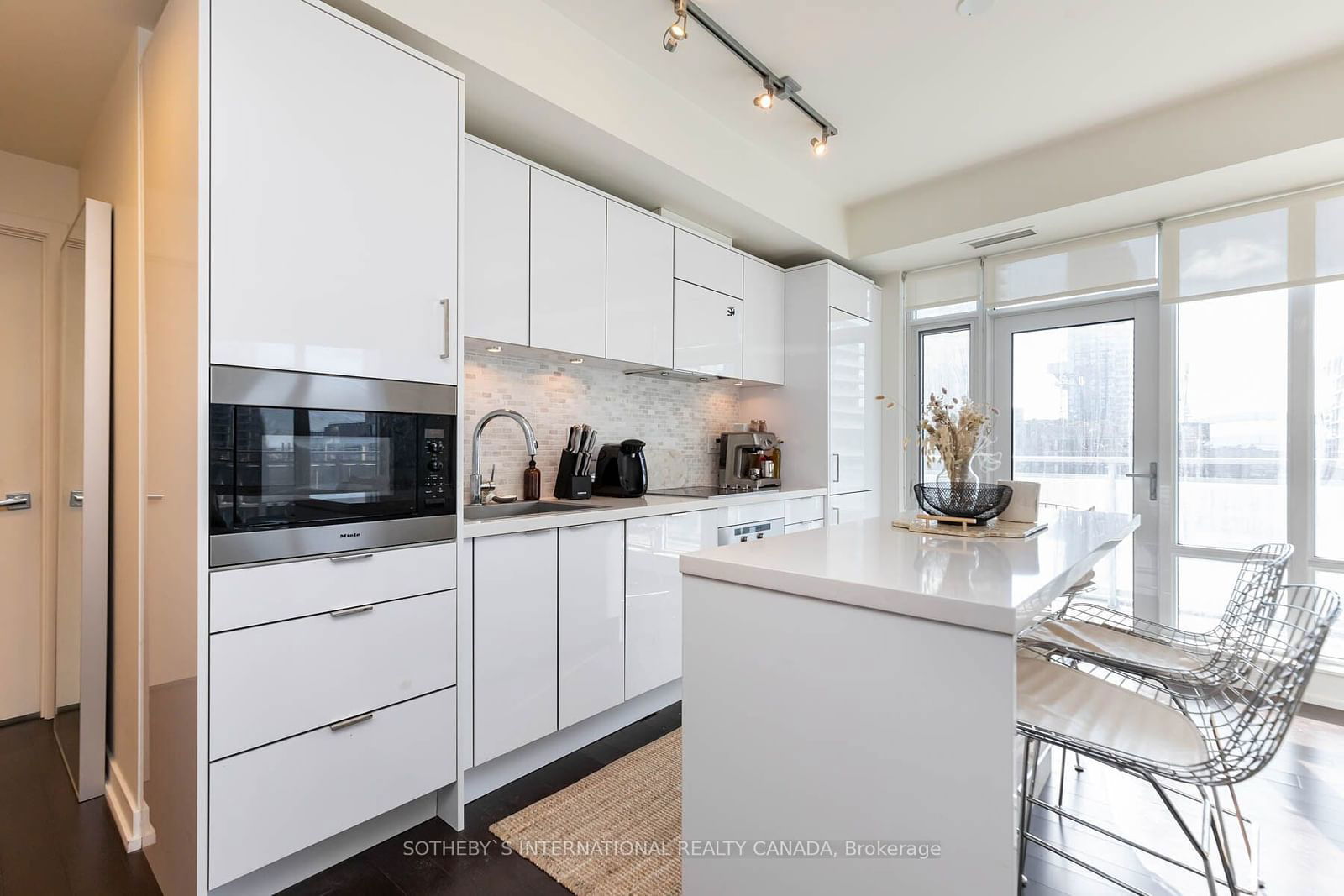 21 Widmer St, unit 1511 for rent - image #7