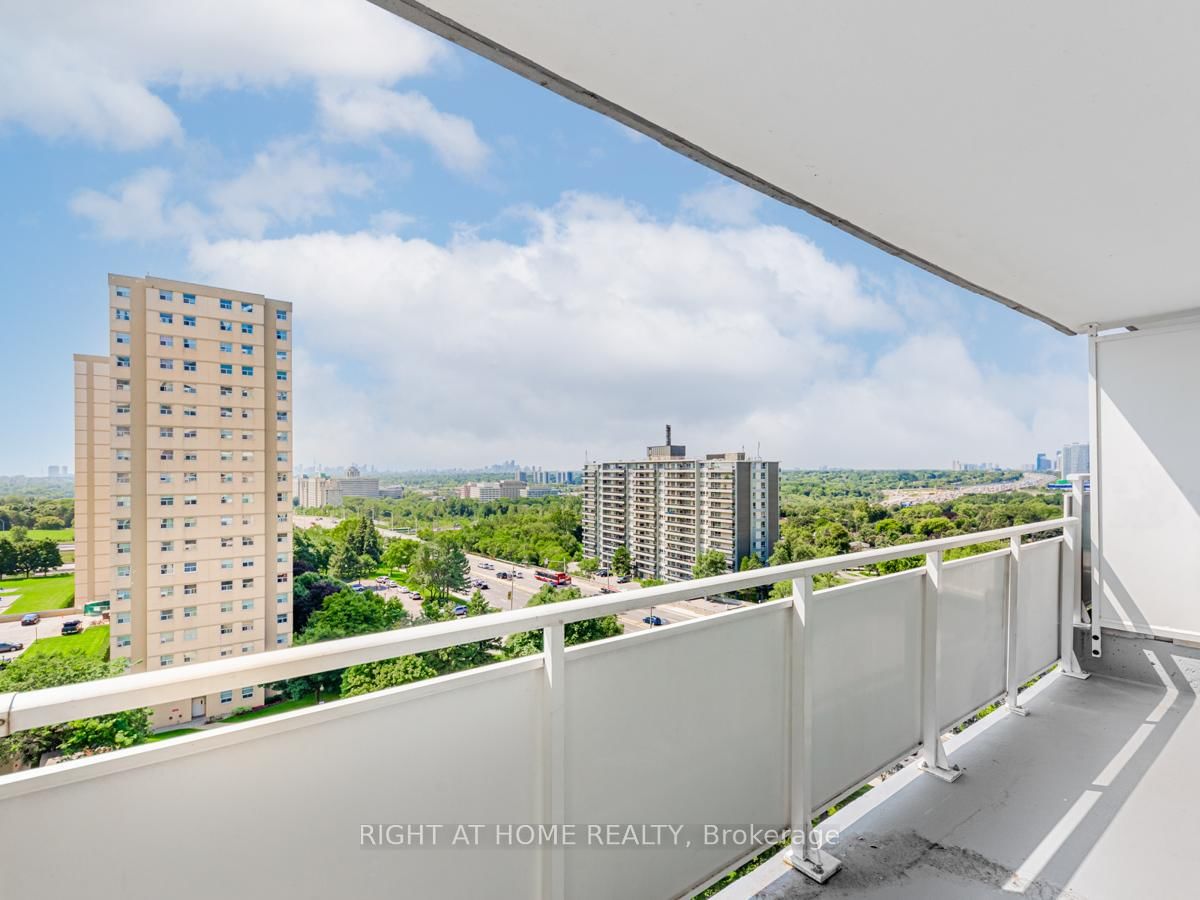 10 Parkway Forest Dr, unit 903 for sale - image #28