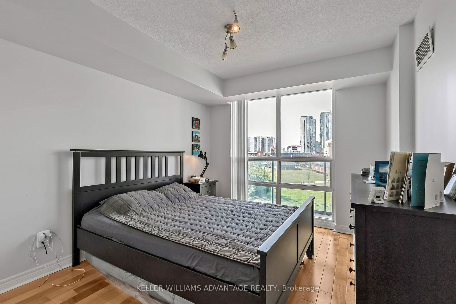 51 Lower Simcoe St, unit 516 for sale - image #15