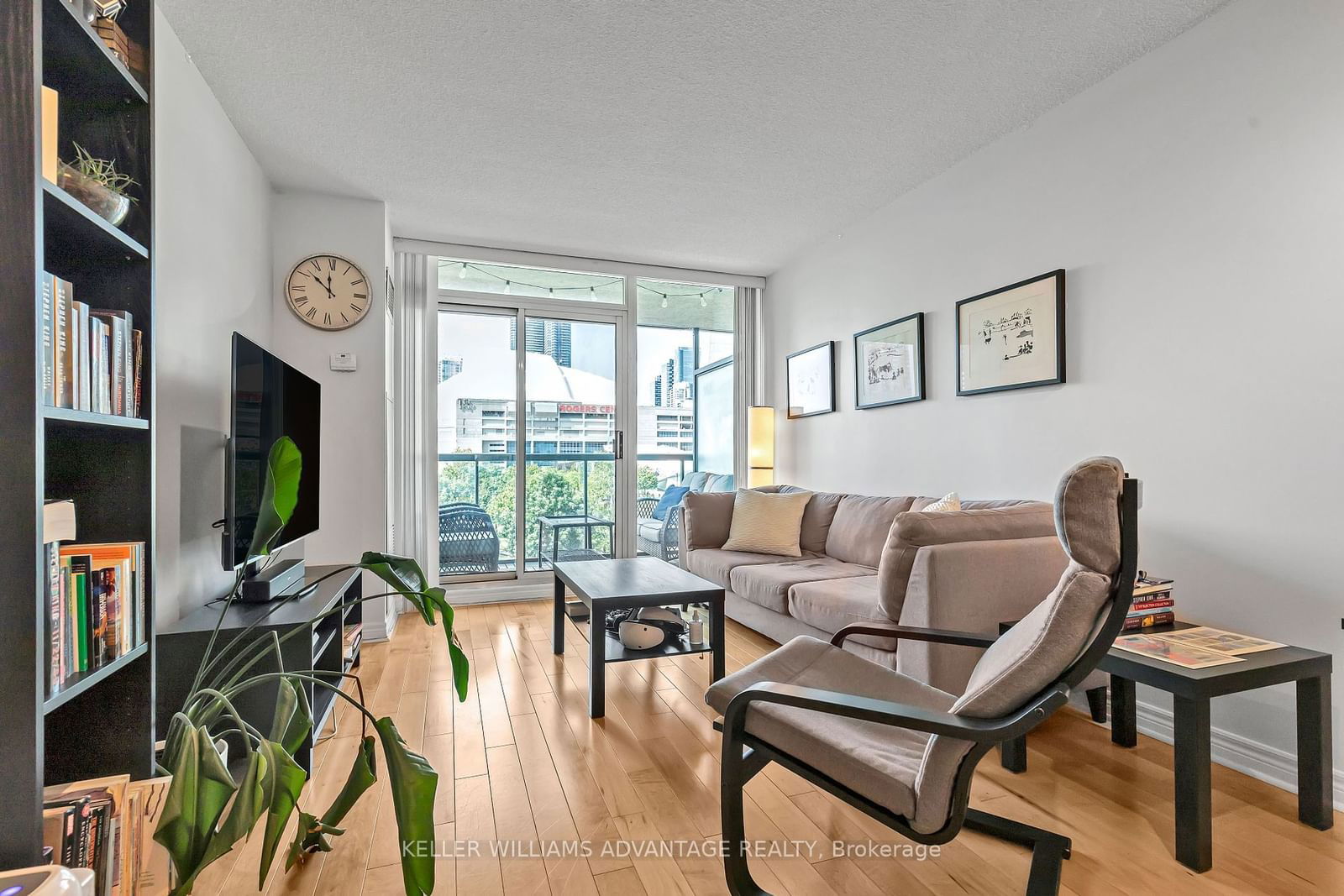 51 Lower Simcoe St, unit 516 for sale - image #5