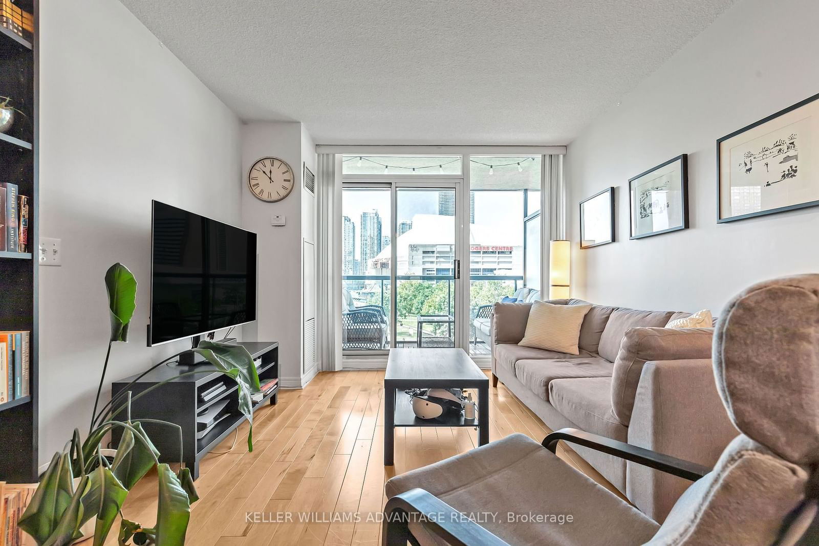 51 Lower Simcoe St, unit 516 for sale - image #6