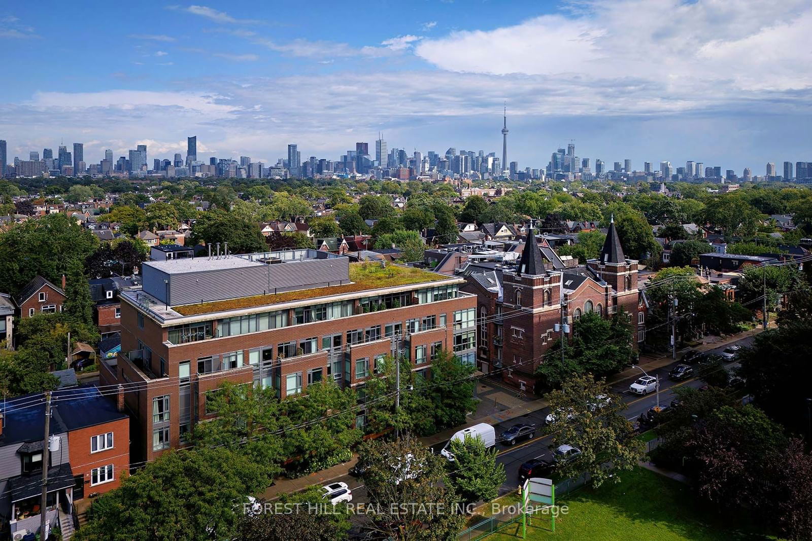 707 Dovercourt Rd, unit 307 for sale