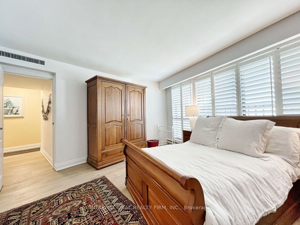 55 Harbour Sq, unit 2314 for sale - image #15