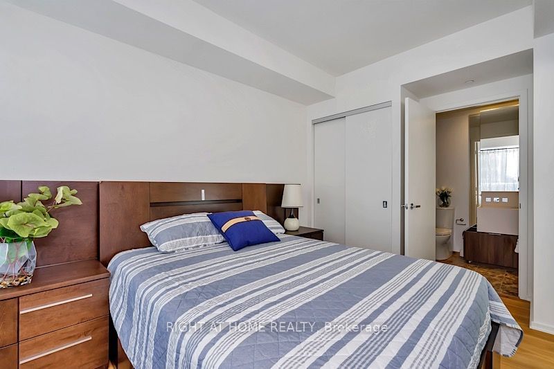 1 Bloor St E, unit 511 for rent - image #12