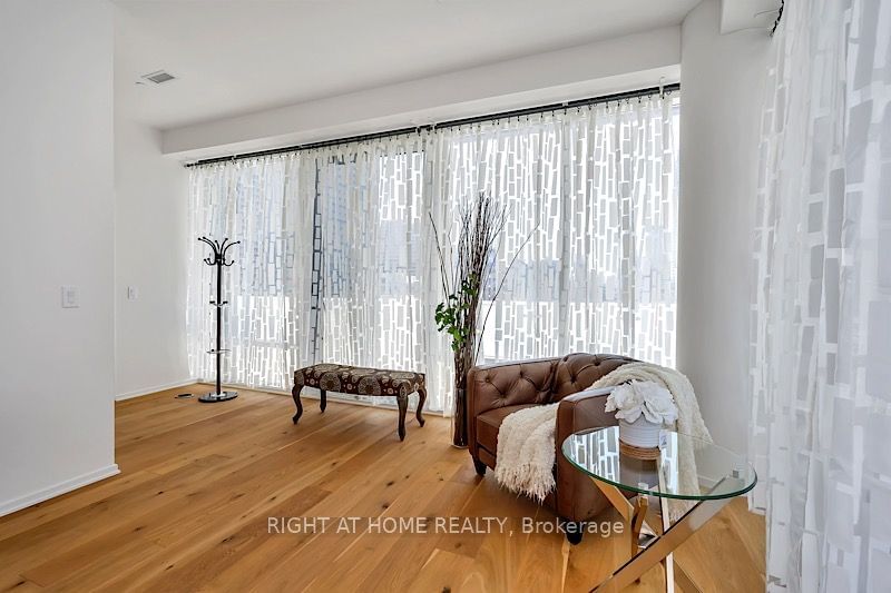 1 Bloor St E, unit 511 for rent - image #20