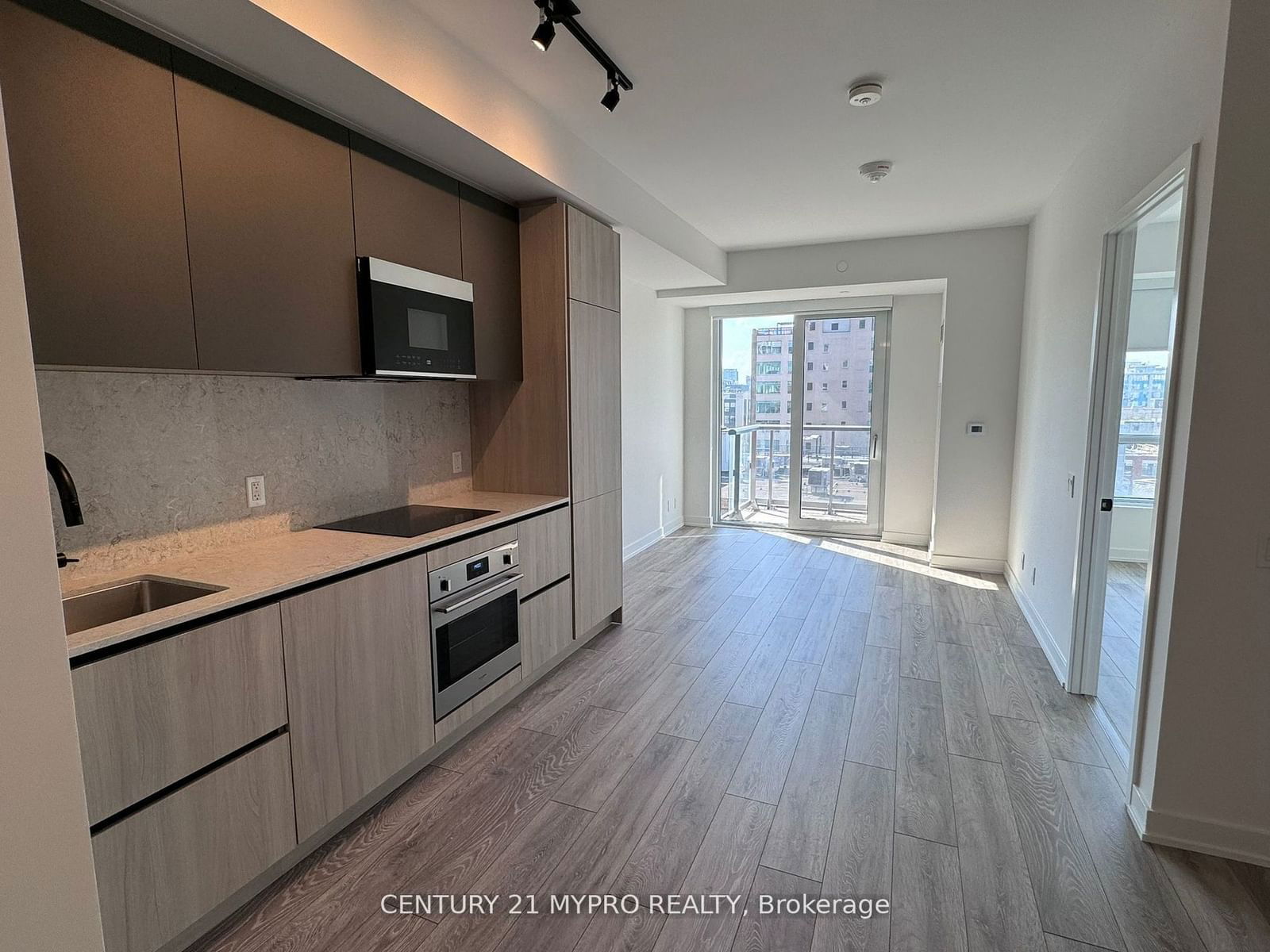 108 Peter St, unit 1120 for rent - image #2