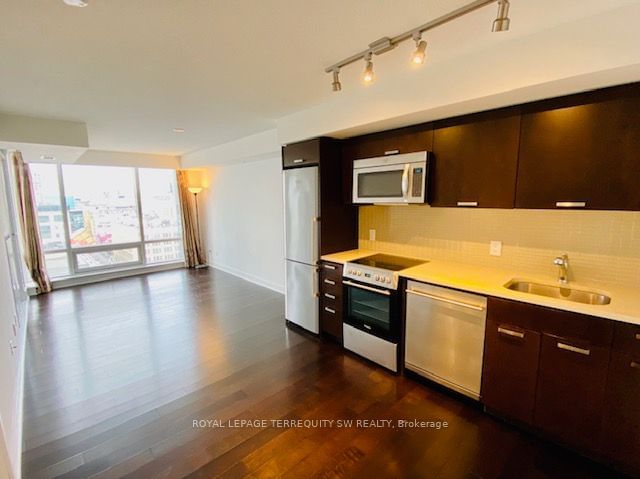 295 Adelaide St, unit 1503 for rent - image #2