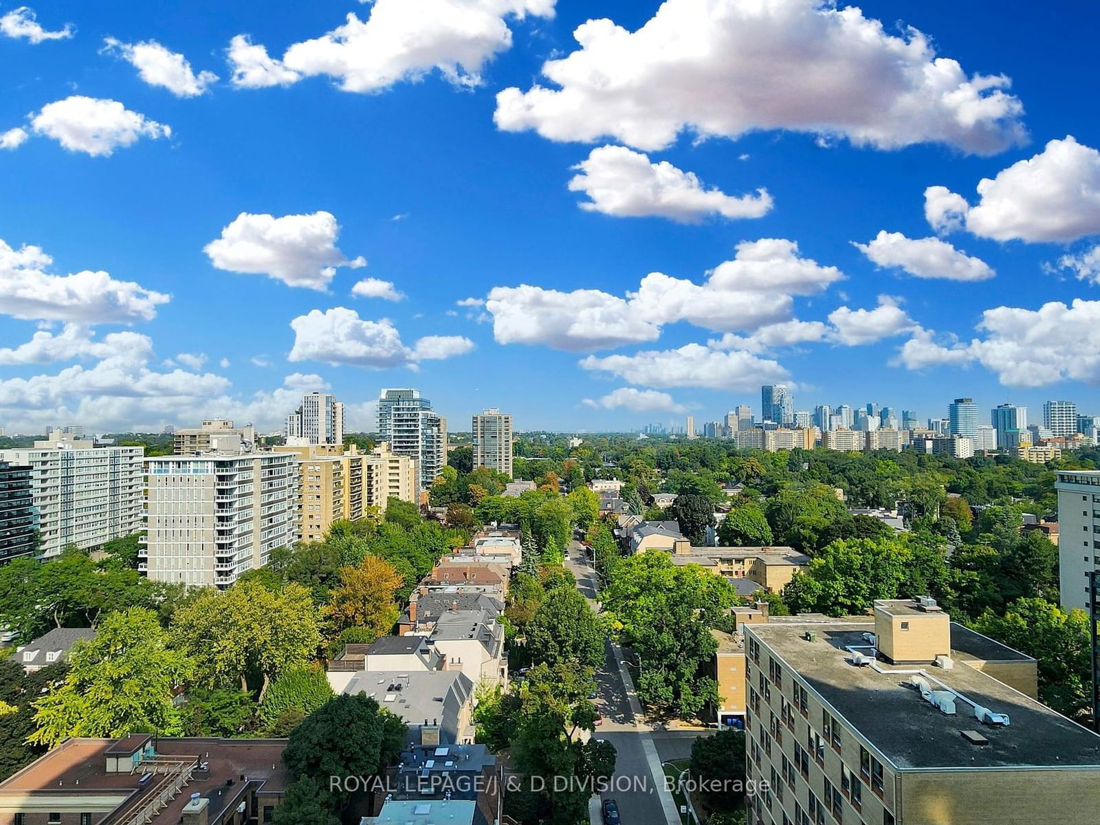 111 St Clair Ave W, unit 1221 for sale