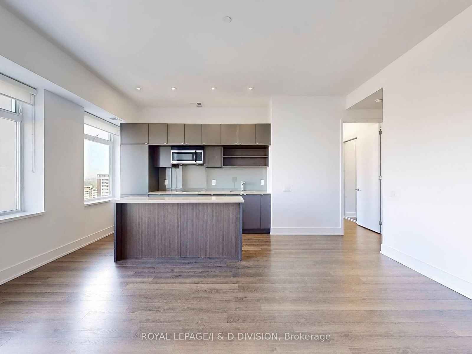 111 St Clair Ave W, unit 1221 for sale - image #8