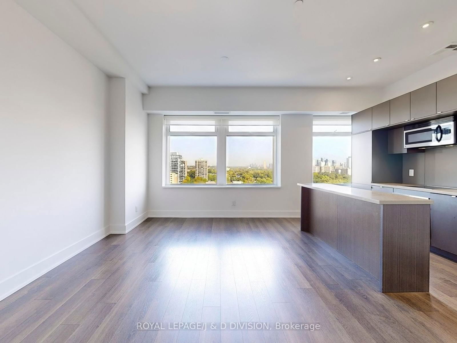 111 St Clair Ave W, unit 1221 for sale - image #9