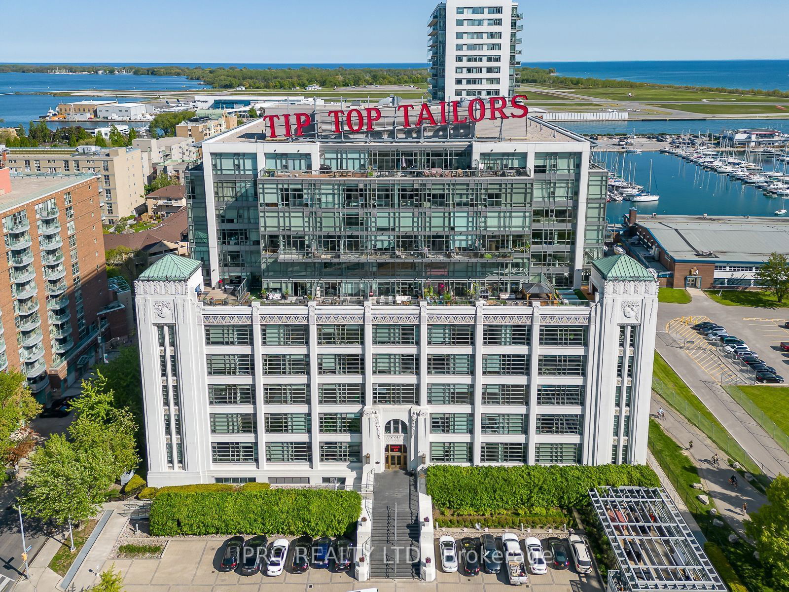 637 Lakeshore Blvd W, unit 410 for rent - image #1