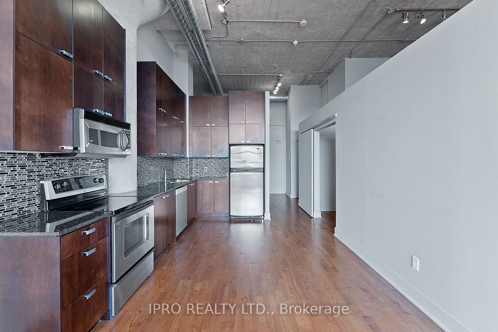 637 Lakeshore Blvd W, unit 410 for rent - image #15