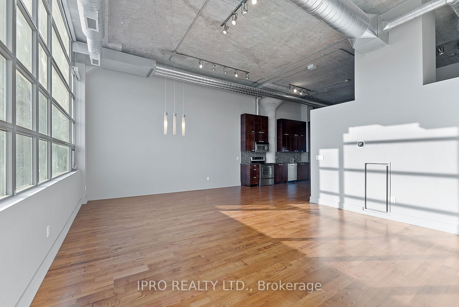 637 Lakeshore Blvd W, unit 410 for rent - image #16