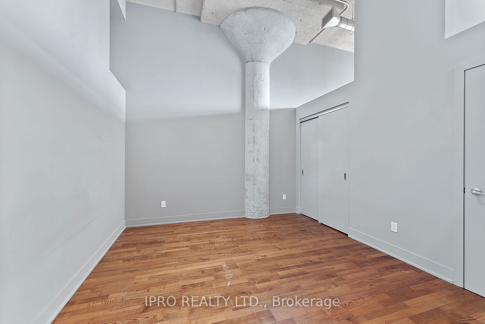 637 Lakeshore Blvd W, unit 410 for rent - image #19