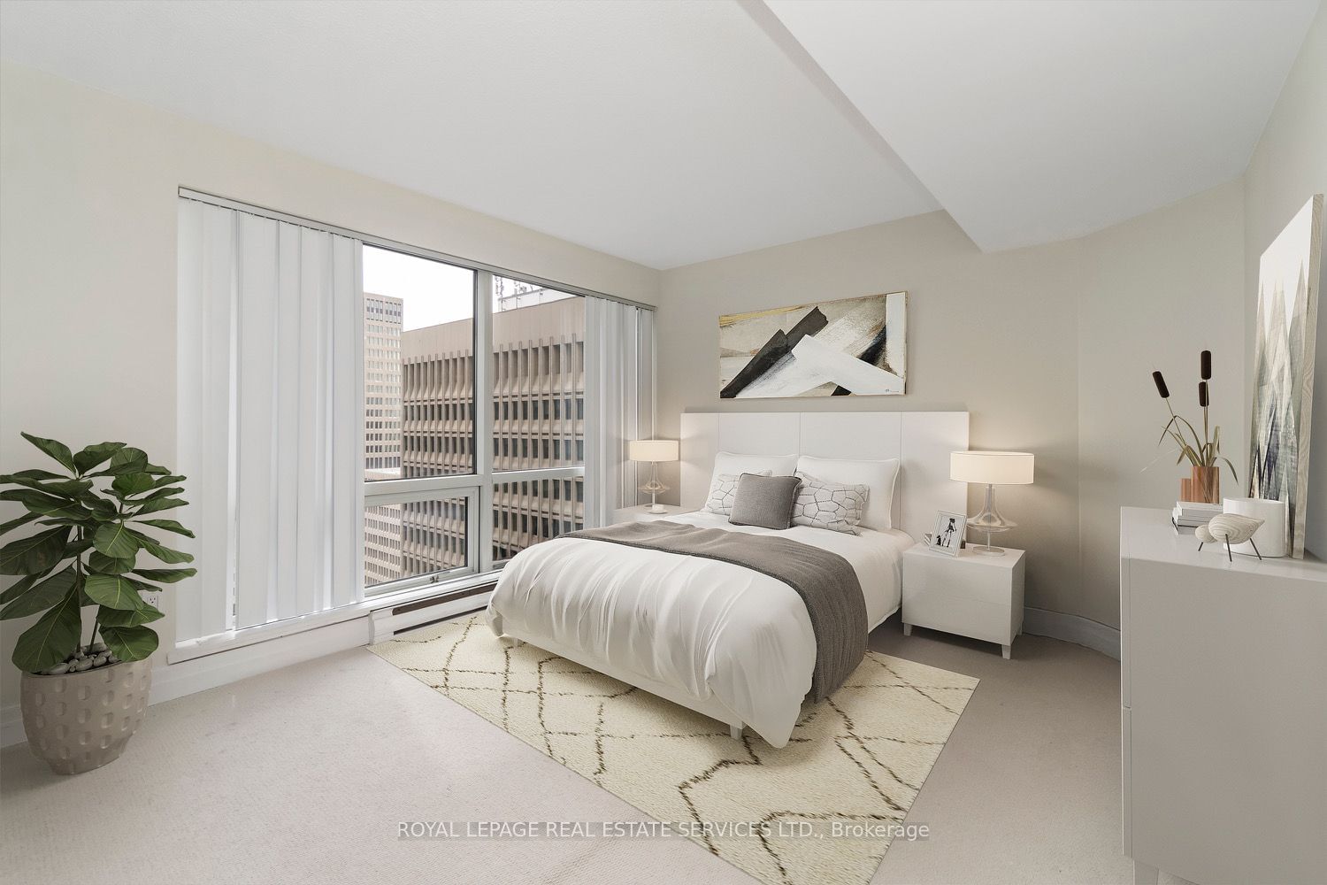 1001 Bay St, unit 2014 for sale - image #21